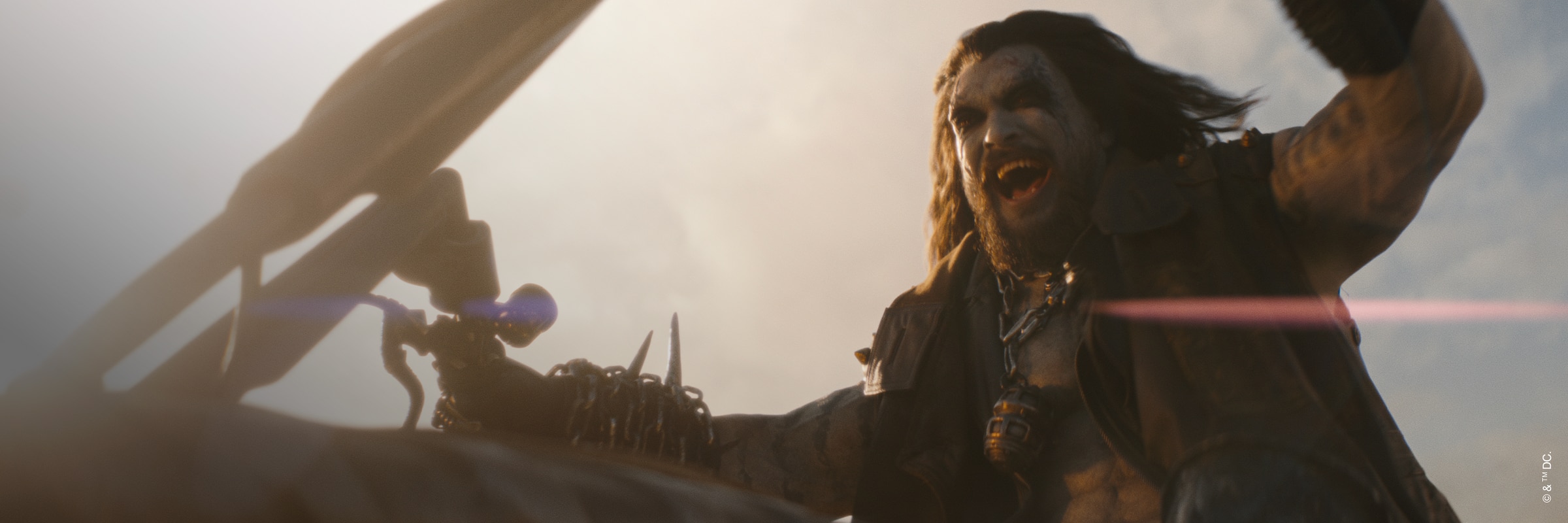 Jason Momoa Brings Some Swagger to "Supergirl"