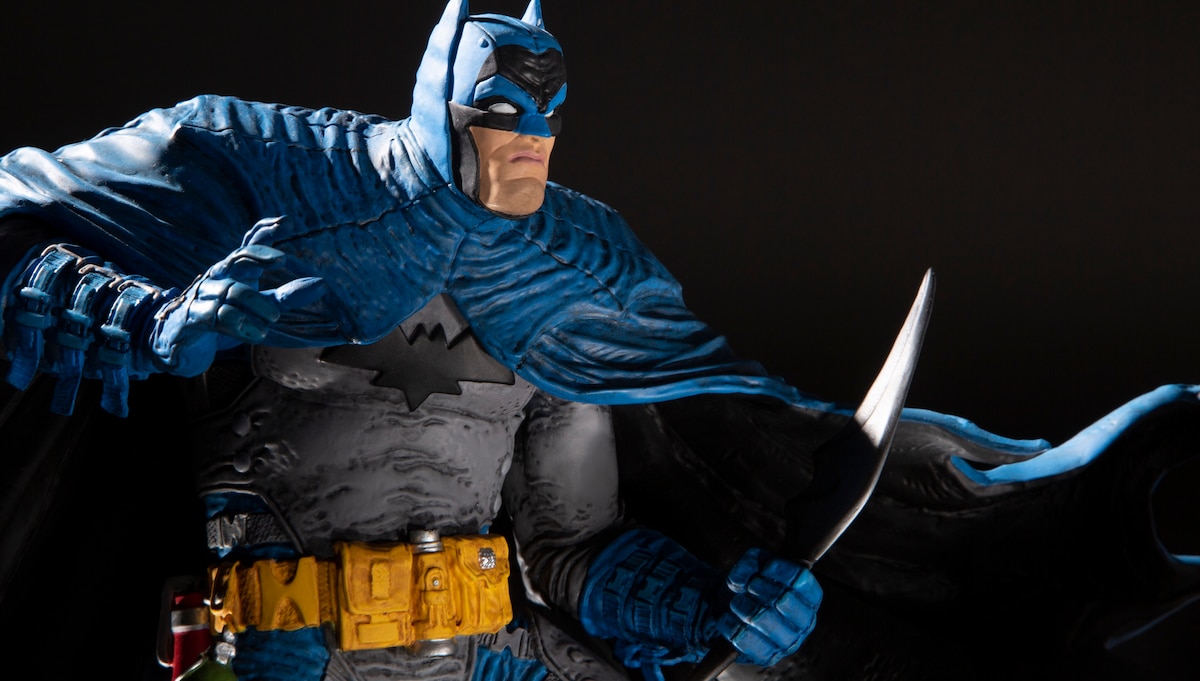 Rafael Grampá's New Sword-Wielding Batman Statue is a Cut Above