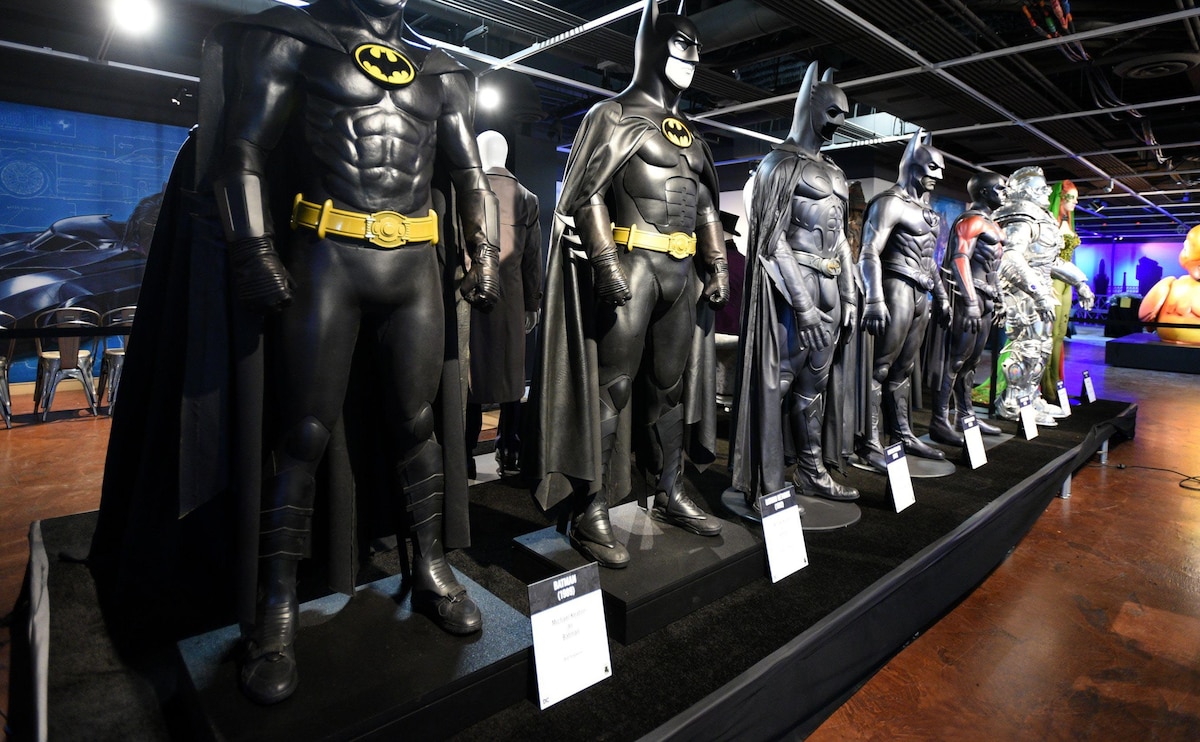 Batman Inducted Into the Comic-Con Character Hall of Fame