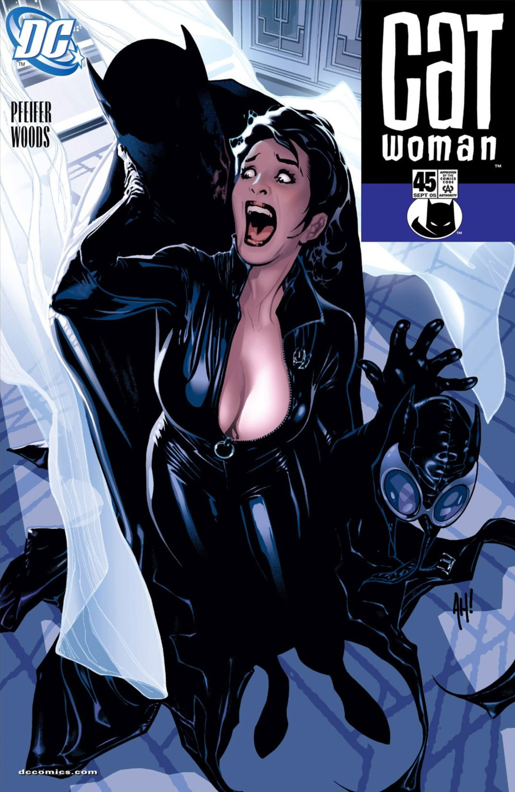 CATWOMAN #45